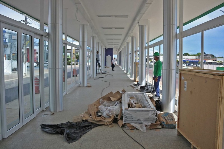Estação de ônibus da Constantino Nery, assim será a da Max Teixeira Foto: Divulgação/Semcom