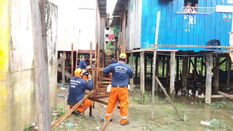 Oelo menos 15 bairros de Manaus estão sob monitoramento - Foto: Divulgação/Defesa Civil