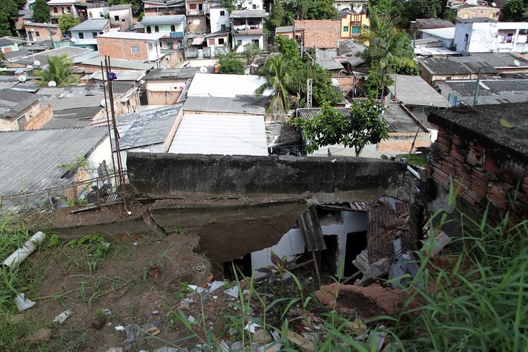 Risco continua sendo acompanhado pela prefeitura - Foto: Altemar Alcântara/Semcom