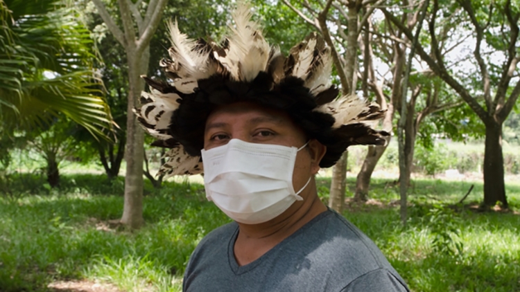 Foto: David Azevedo/Greenpeace Brasil / Adriano Karipuna, o líder tribal, responsabiliza inteiramente o governo brasileiro pelos crimes que ocorrem hoje.