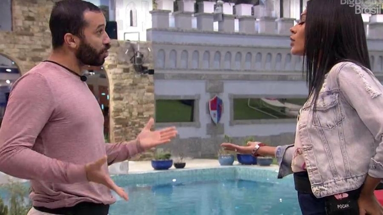 Gilberto e Pocah trocaram farpas (Foto: Reprodução/Sistema Globo)