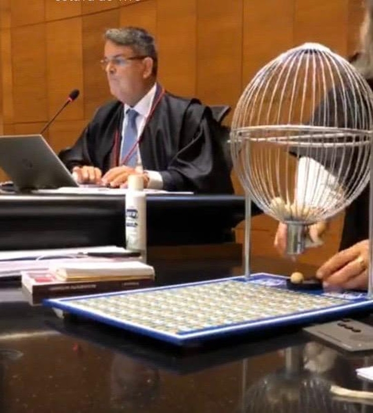 Sorteio para escolha do relator do Tribunal Misto que julga o impeachment de Wilson Witzel (PSC) — Foto: Reprodução