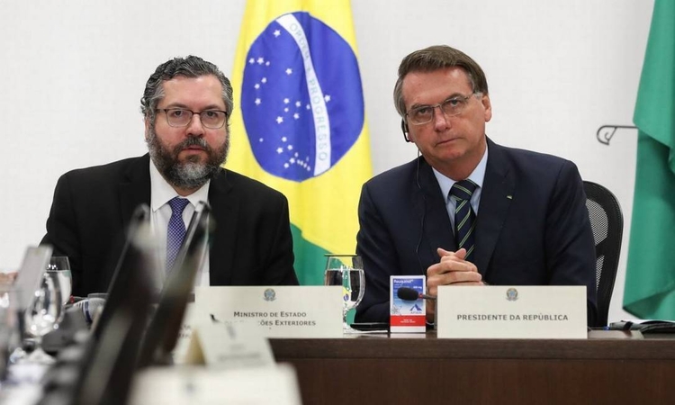 O chanceler Ernesto Araújo e o presidente da República, Jair Bolsonaro. Foto: PR