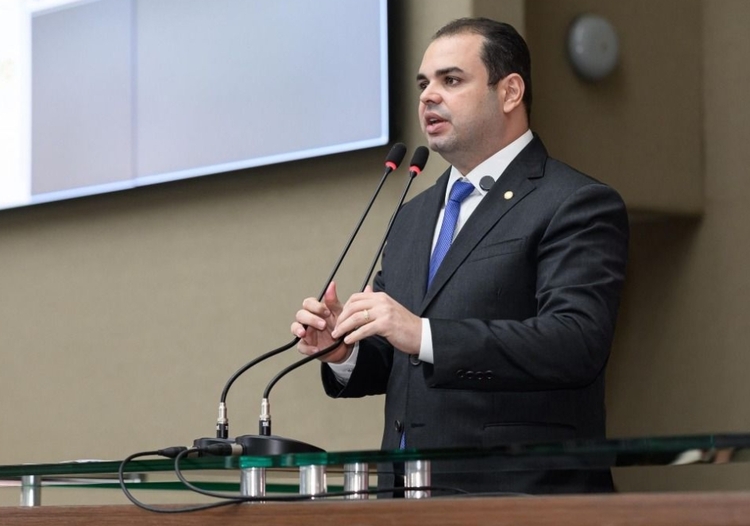 Presidente da Aleam, deputado Roberto Cidade - Foto: Reprodução