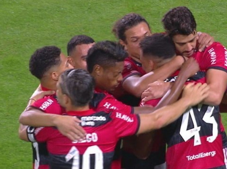 Jogadores do Flamengo - Imagem: Reprodução/SporTV