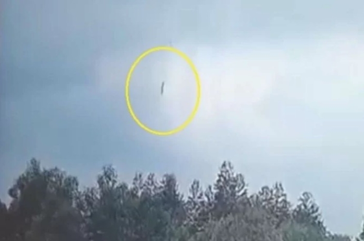 Aeronave cai na vertical e matou 132 pessoas - Imagem: Reprodução/CCTV 
