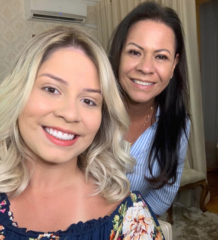 Marília Mendonça e a mãe, Ruth Moreira - Foto: Reprodução Instagram
