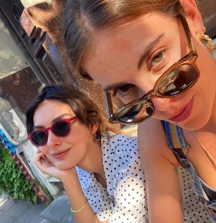 Marina e a namorada - Foto: Reprodução/Instagram