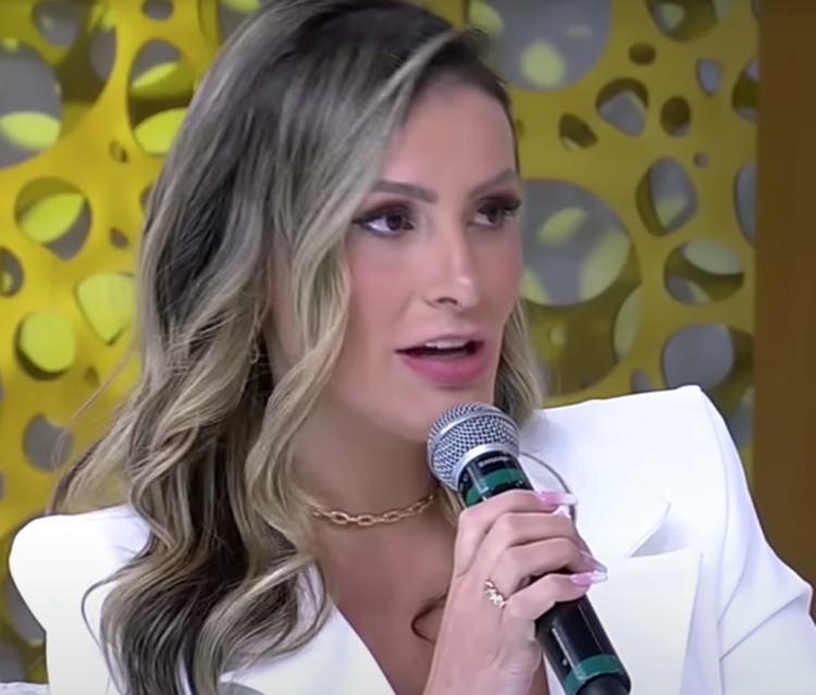Andressa Urach no Super Pop - Foto: Reprodução/RedeTV!