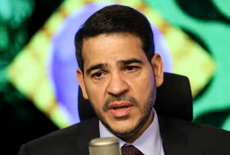 Chefe da Advocacia-Geral da União (AGU), Jorge Messias, em entrevista — Foto: Marcelo Camargo/Agência Brasil