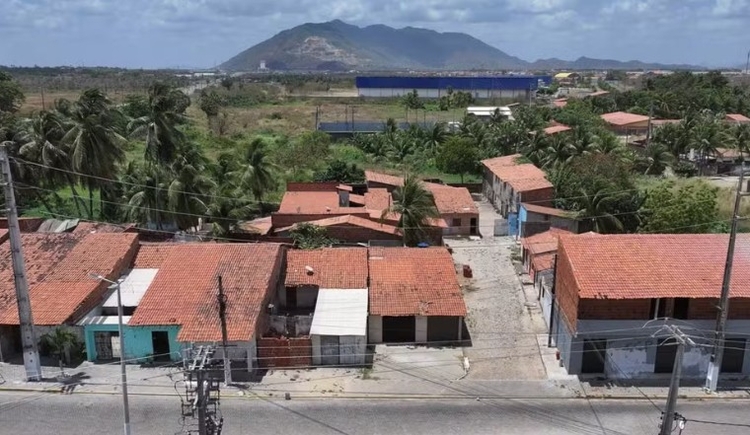 Vila em Pacatuba - Foto: TV Verdes Mares