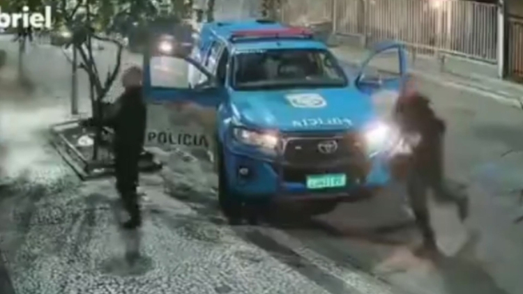 PMs abordaram quatro adolescentes, três deles negros, filhos de diplomatas -Foto: Reprodução/Redes Sociais