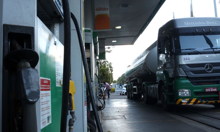 Posto de gasolina - Foto: Marcelo Casal / Agência Brasil
