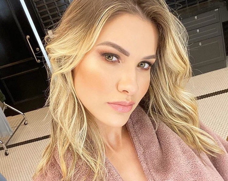 Modelo ressurge no Instagram após sumiço. Foto: Reprodução/Instagram