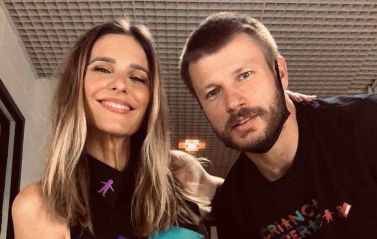 Fernanda Lima e Rodrigo Hilbert estão juntos há 18 anos -Foto: Reprodução Instagram