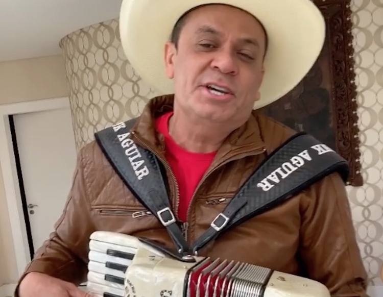 Frank Aguiar sentiu necessidade de voltar às origens. Foto: Reprodução/Instagram