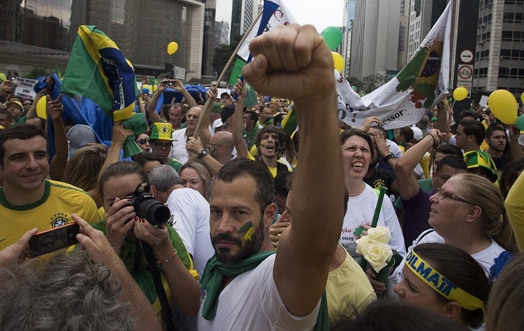 Malvino Salvador participou de manifestações pedindo impeachment da então presidente Dilma Roussef, em 2016. - Foto: Reprodução/Instagram