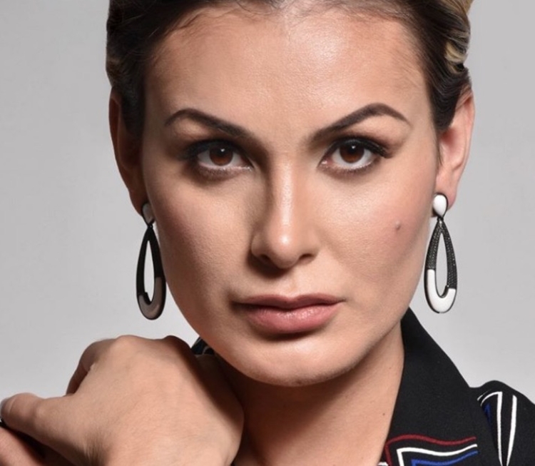 Modelo era repórter da RecordTV RS - Foto: Reprodução/Instagram