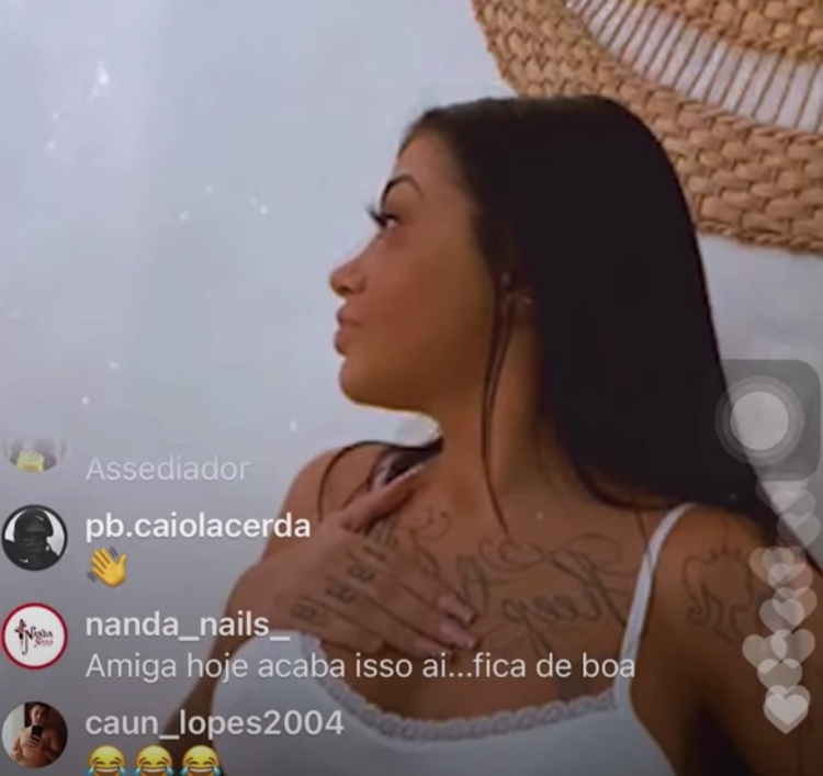 Mirella inicia discussão em live - Foto: Reprodução/ Instagram