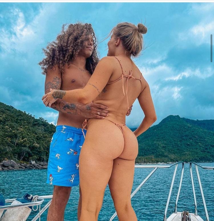 Casal durante passeio - Foto: Reprodução / Instagram