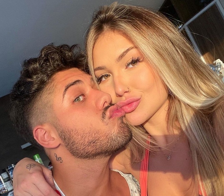 O casal está junto há dois meses - Foto: Reprodução/ Instagram