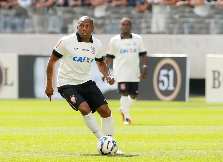 Gilmar Fubá quando atuava como volante no Corinthians - Foto: Rodrigo Coca / Ag.Corinthians