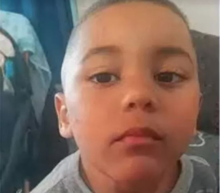 Heitor estava sentado bebendo água - Foto: Reprodução/Redes Sociais