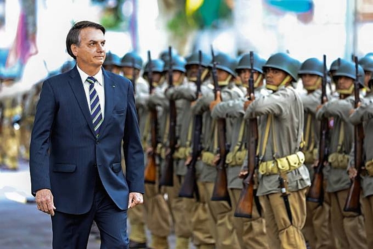 Bolsonaro em desfile militar- Foto: Marcos Corrêa/PR