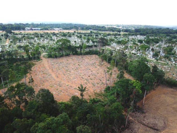 Covas para vítimas da covid-19 em Manaus - Foto: Divulgação