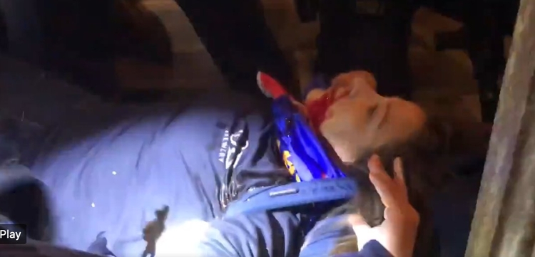 Manifestantes invadiram Congresso e entraram em confronto com a polícia em ato anti-democrático pró-Trump. - Foto: Reprodução