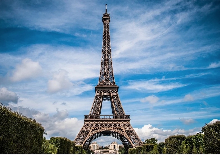 Torre Eiffel havia sido esvaziada em meio a suspeitas de bomba - Foto: Pixabay