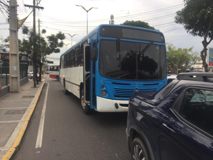 Ônibus seguia rumo a zona Leste - Foto: Divulgação / IMMU 