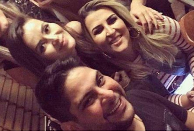 Jorge e Ina, ao lado de Rachel, à época casada com irmão de Ina.