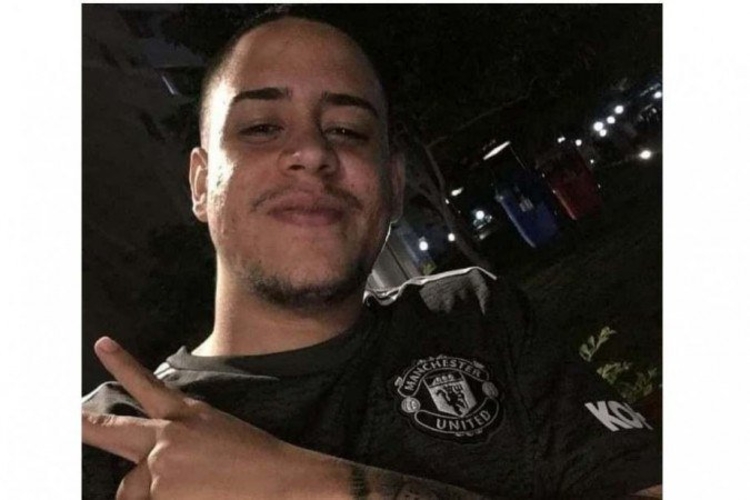 Reinan Rodrigues suspeito de matar a própria mãe - Imagem: Reprodução redes sociais