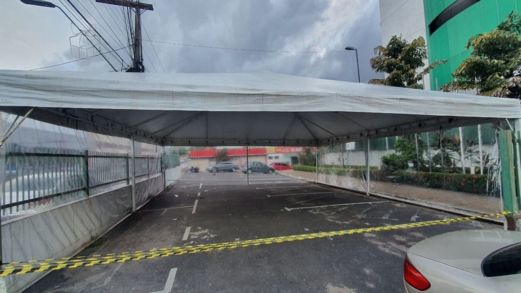 Tendas servem para triagem de casos suspeitos - Foto: Divulgação