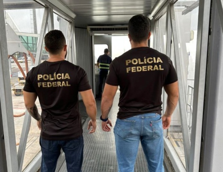 Presos durante embarque - Foto: Divulgação 