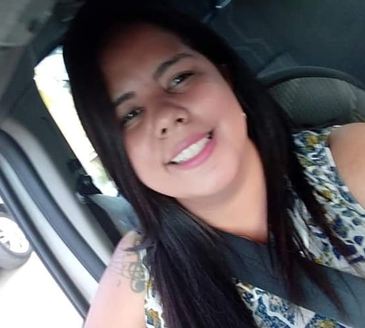 Motorista de aplicativos, Adélia Neta, de 36 anos, foi levada por bandidos, sofreu violência sexual - Foto: Arquivo pessoal