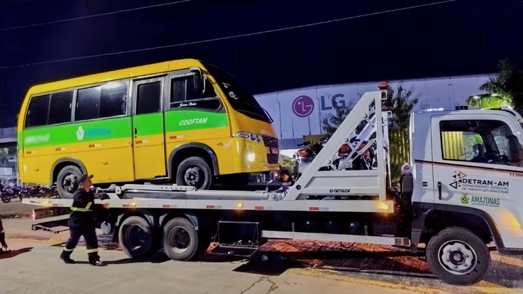 Veículo foi removido pela Detran-AM - Foto: Divulgação 