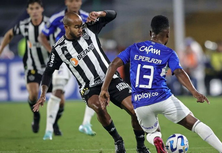Vitória teve dois gols de Paulinho - Foto: Pedro Souza/Atlético