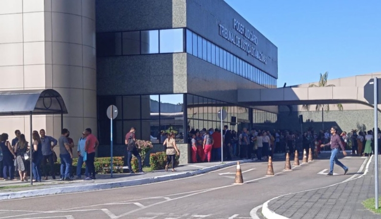 Tjam precisou ser evacuado devido aos tremores - Foto: Portal do Holanda