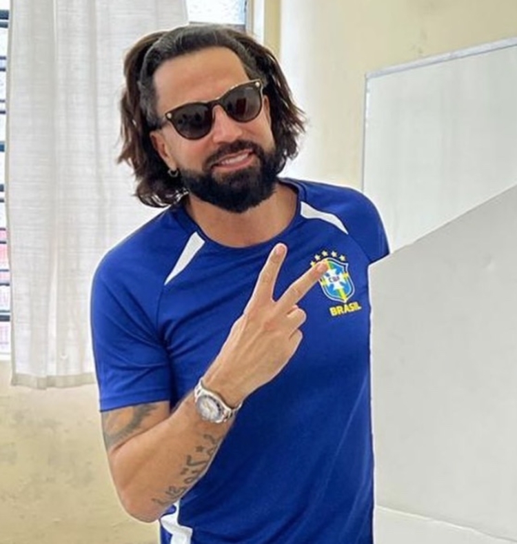 Latino votando no segundo turno - Foto: Reprodução