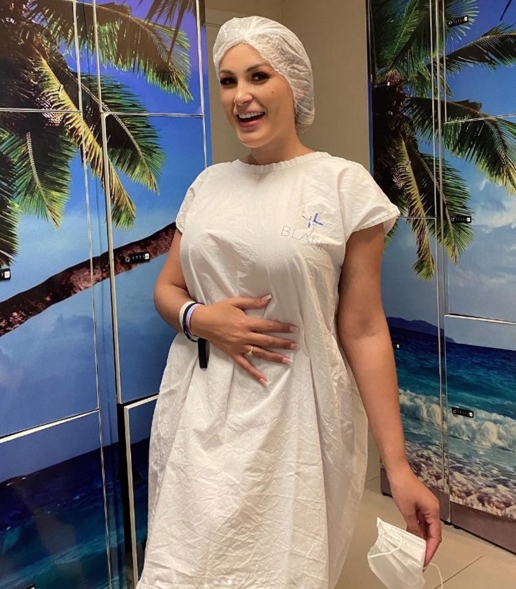 Andressa Urach vai passar por uma lipoaspiração - Foto: Reprodução/Instagram