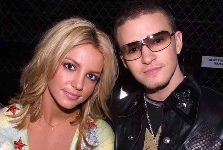 Britney Spears e Justin Timberlake em 1999 - Foto: Kevin Mazur/Mazur Photo 