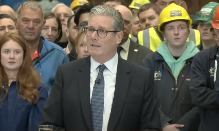 Primeiro-ministro do Reino Unido, Keir Starmer - Foto: Reprodução/Youtube