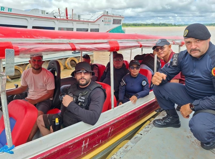 Equipe policial - Foto: Divulgação
