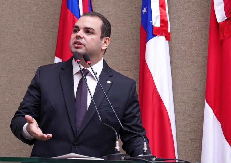 Presidente da Aleam, deputado Roberto Cidade, autor do projeto - Foto: Reprodução/Instagram