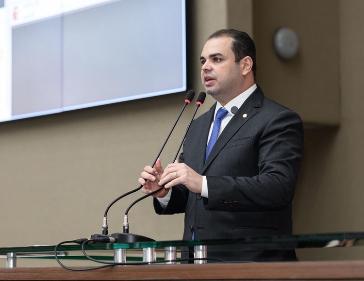 Presidente da Aleam, deputado Roberto Cidade - Foto: Reprodução