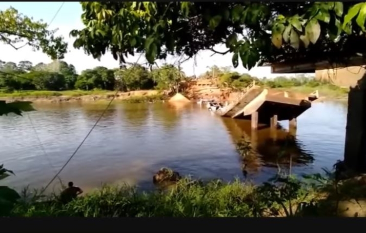 Duas pontes já desabaram - Foto: Divulgação