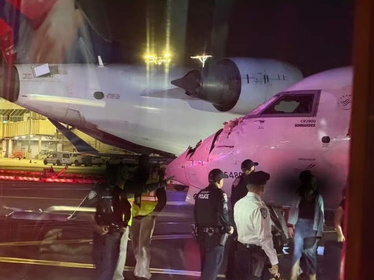 Aeronaves estavam em baixa velocidade - Foto: Reprodução/Redes sociais