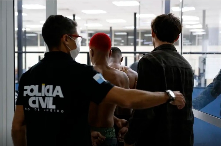 Presos na ação - Foto: Fernando Frazão/Arquivo